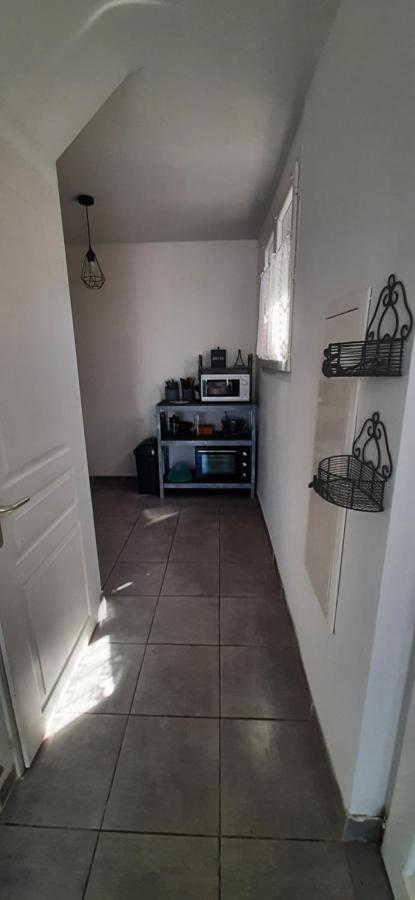 Jolie Maisonnette A Proximite De Toutes Commodites Saintes-Maries-de-La-Mer Exterior foto